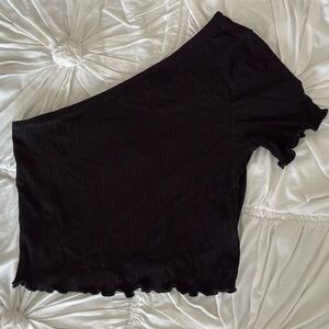 ASOS Elegant Black One-Shoulder Top. Ribbed black ruffled edges size s/m 06